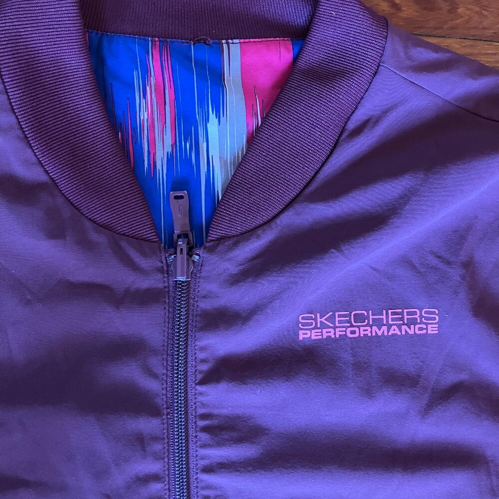 Skechers Performance Reversible Bomber Jacket - XS Purple / Print - Picture 2 of 11